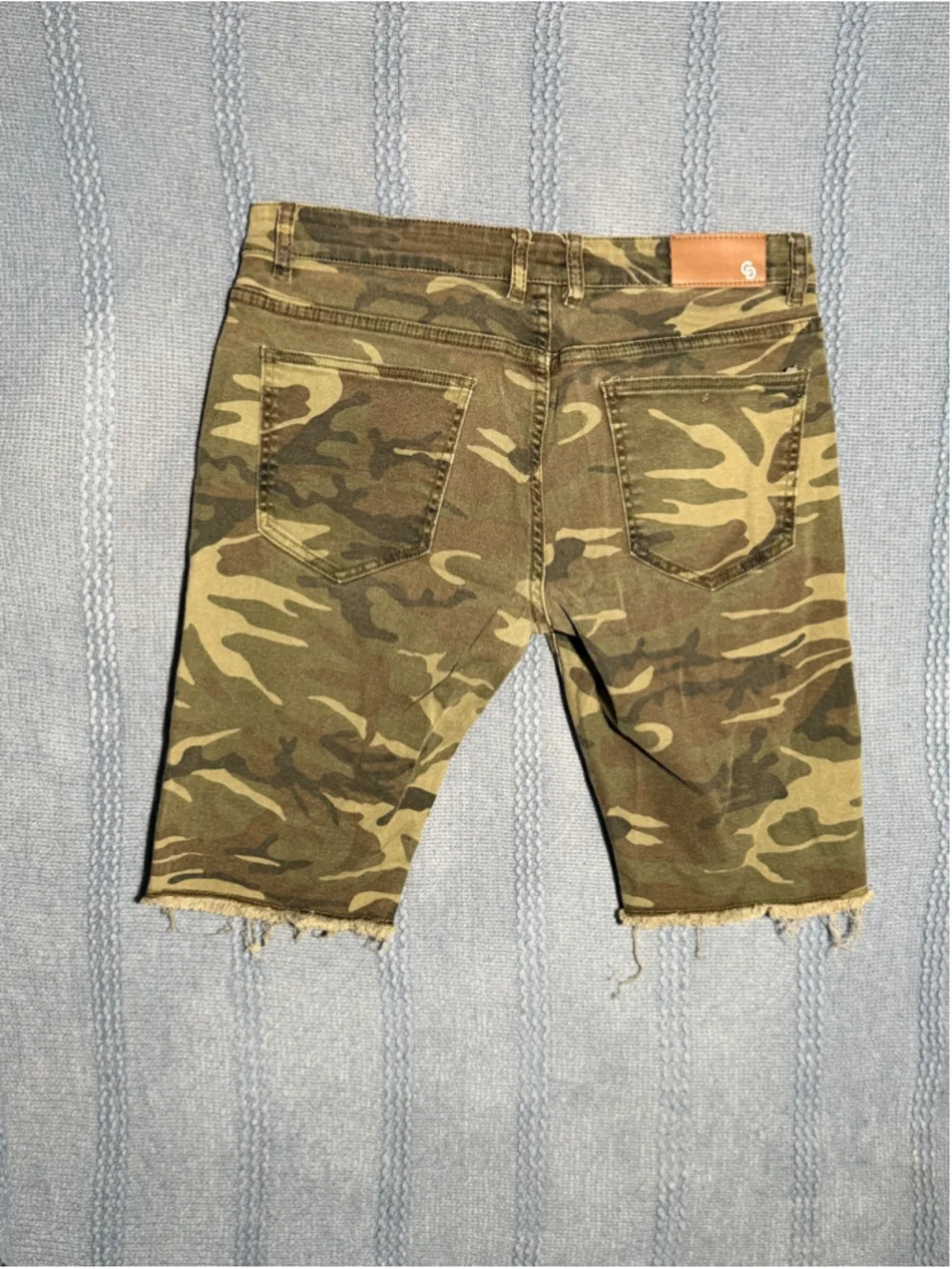 Men's Crysp Denim Camo Jean Shorts Size 34 Green Brown
